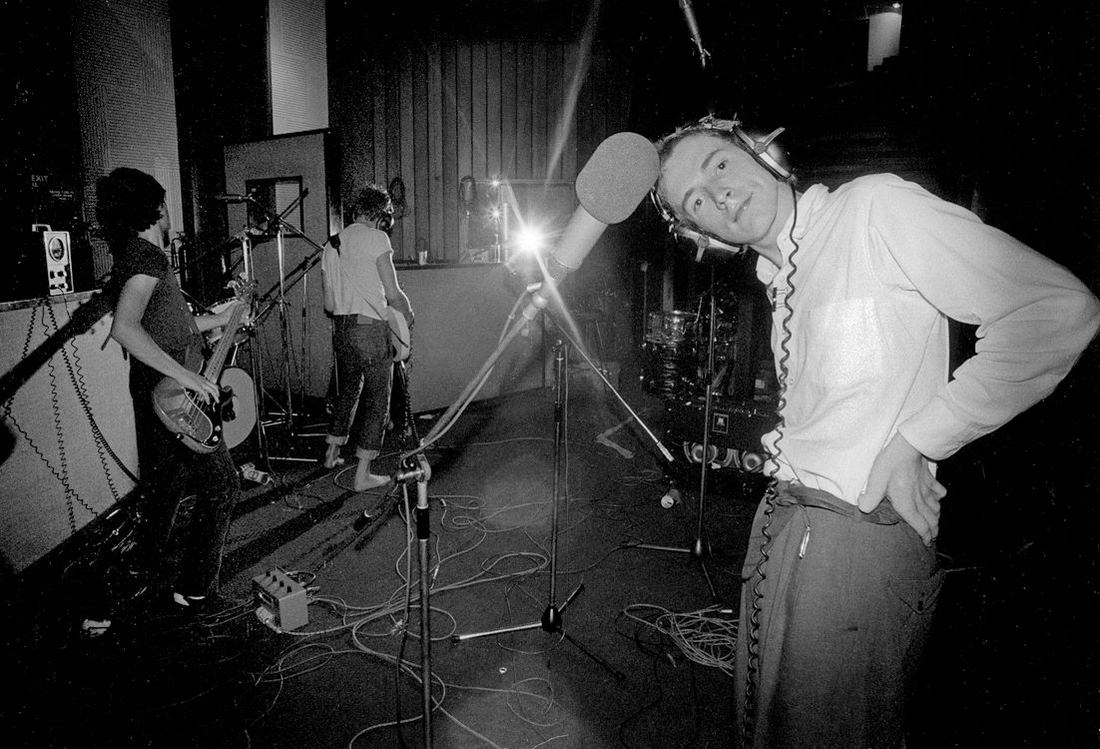 Scene uit I Was A Teenage Sex Pistol.