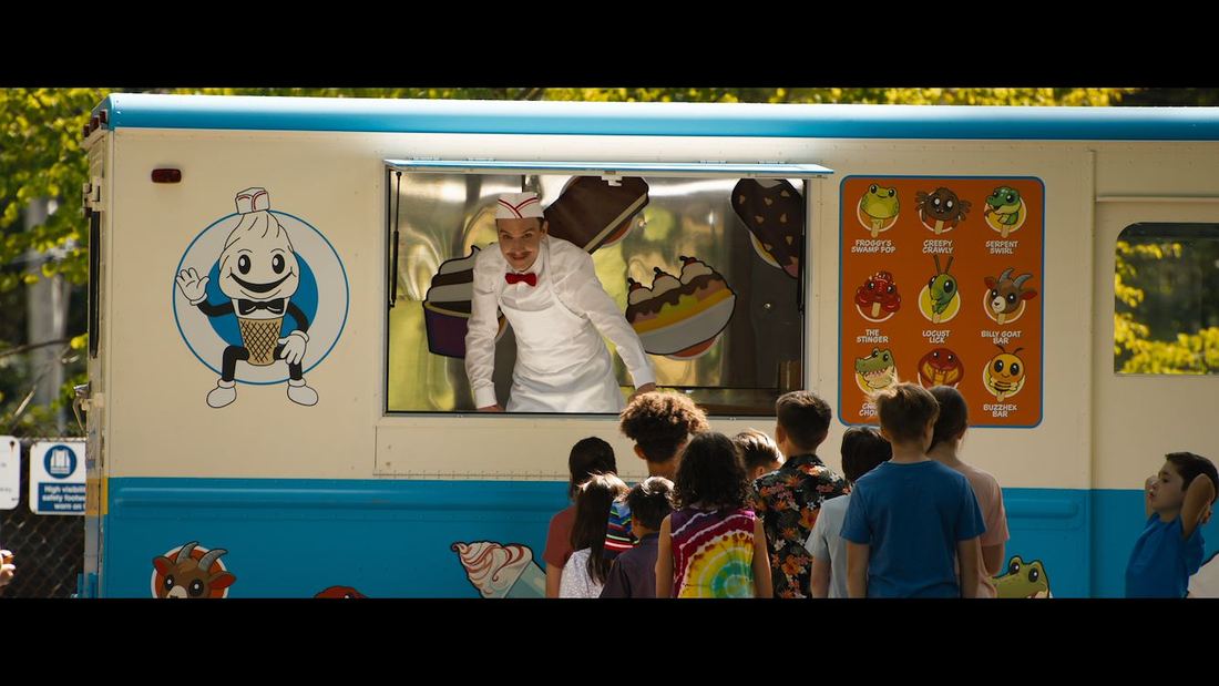 Scene uit Ice Cream Man.