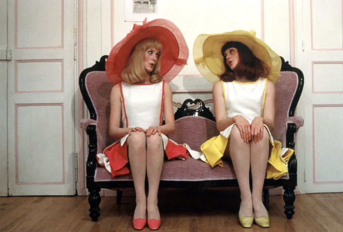 Scene uit Les Demoiselles de Rochefort (re-release).